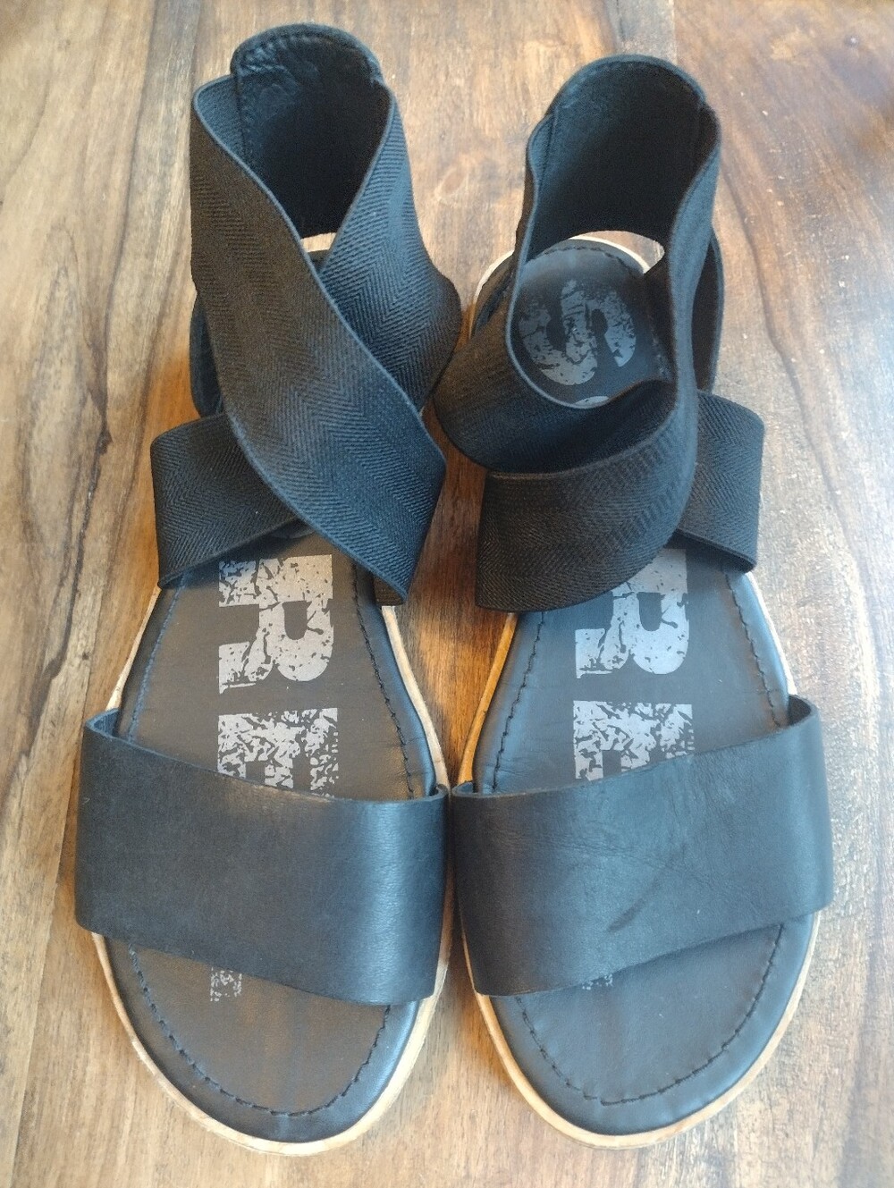 Sorel Black Ella Sandals Size 6